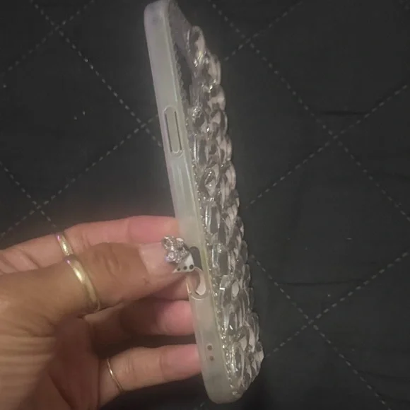 Crystal Clear 16 Plus Phone Case - Picture 3 of 4